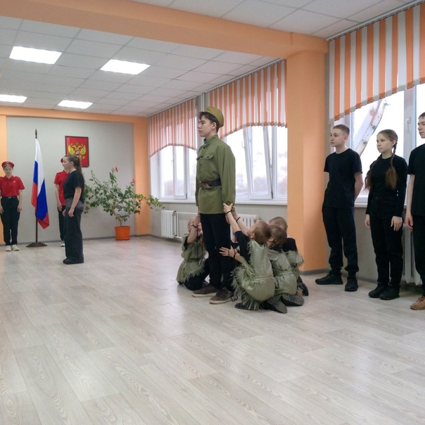 Торжественная линейка.jpg